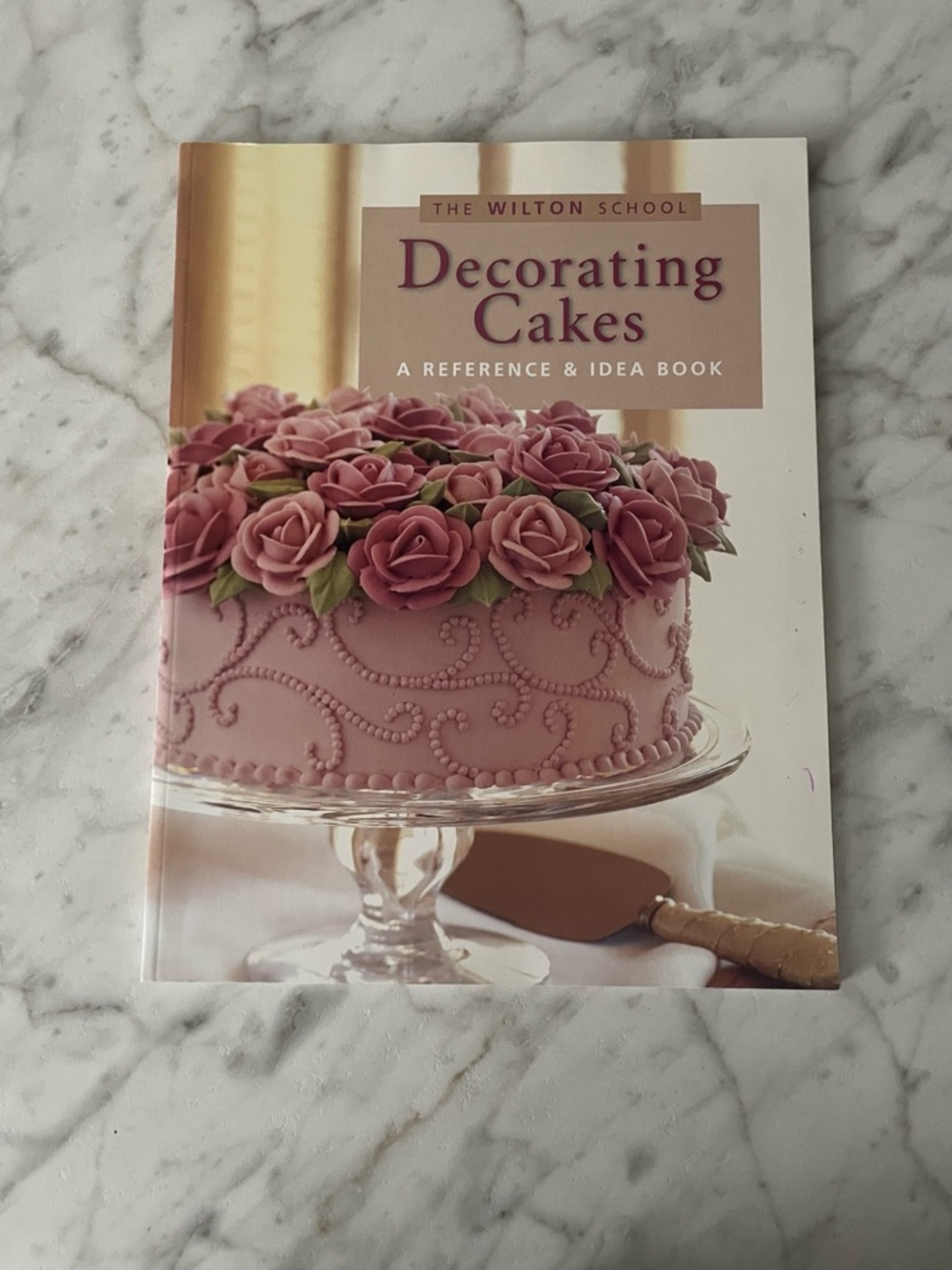 Y2K | 2006 Wilton Cake Decorating Book